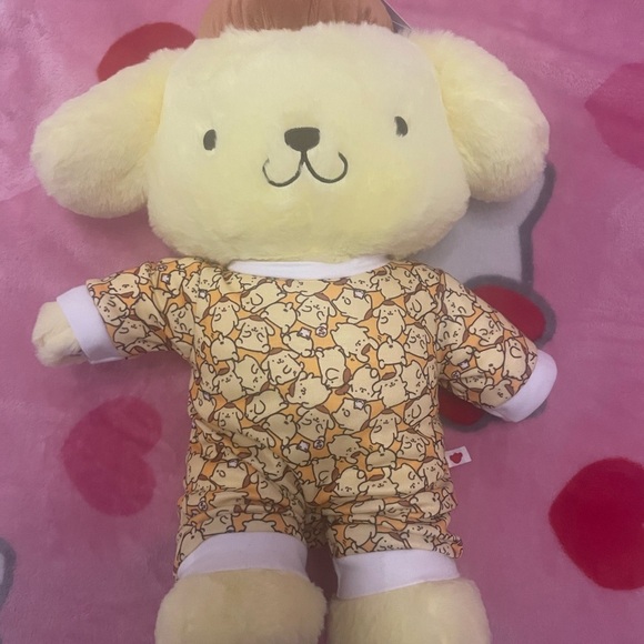 NWT Pompompurin Plush with Muffin - Picture 3 of 7